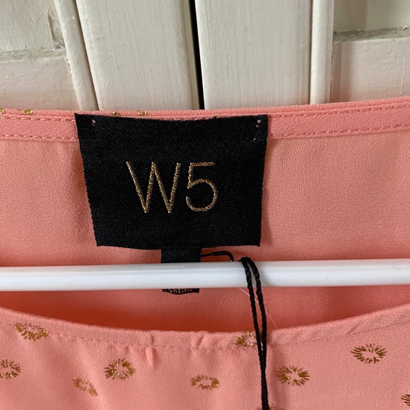 W5 Flowing Top. - Picture 3 of 8